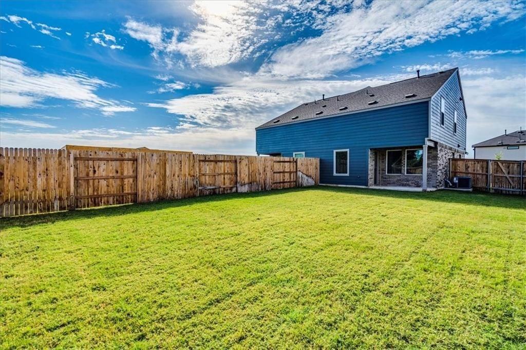 194 George Neggan Ln - Photo 4 of 31