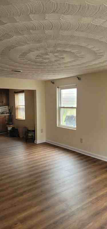 3556 Riverside Dr - Photo 5 of 7