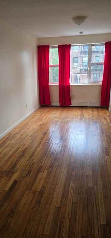 51 Sutter Ave ##2 - Photo 7 of 12