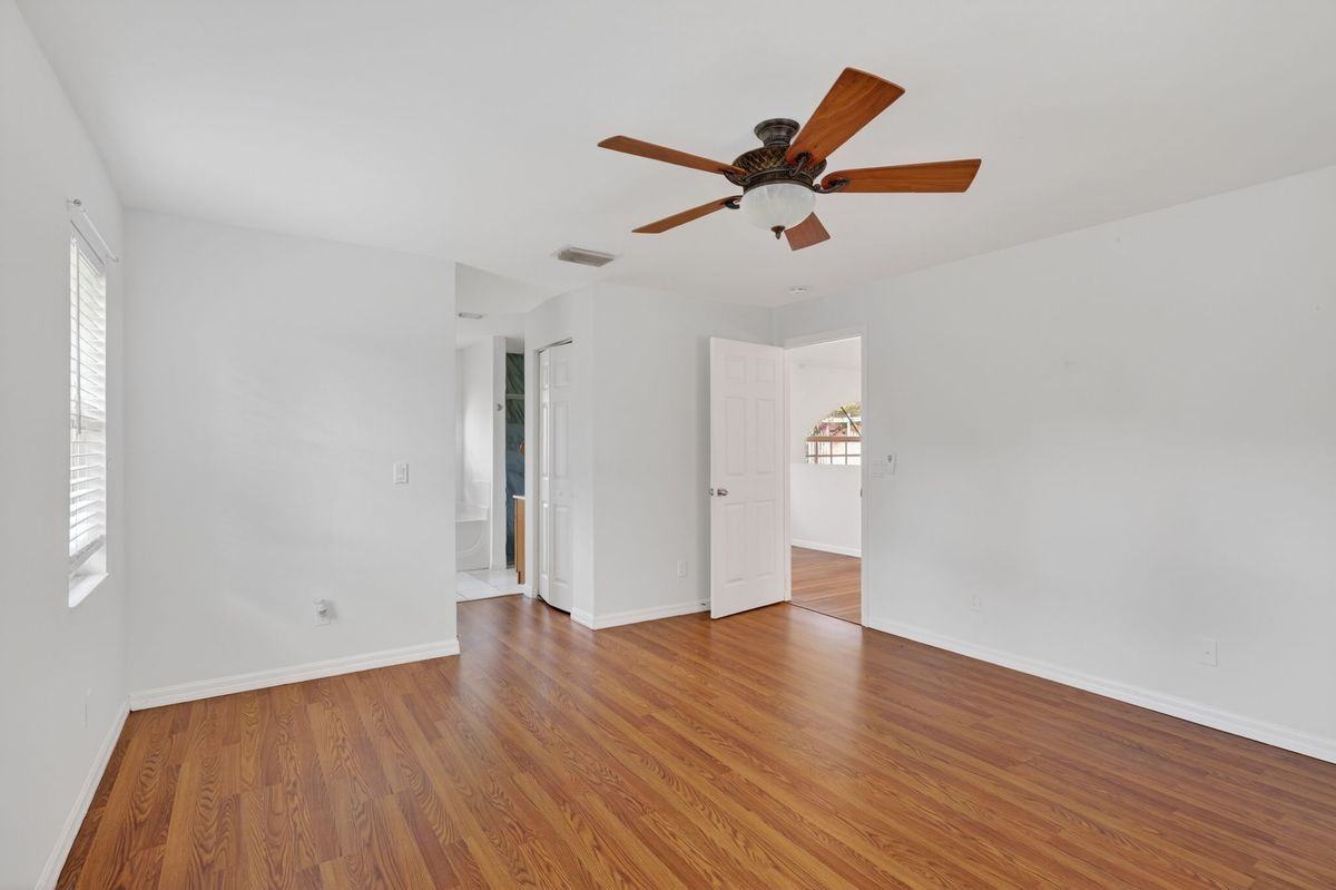 590 6th St Ne - Photo 5 of 17