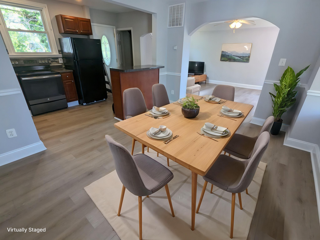 616 Montpelier St - Photo 3 of 20