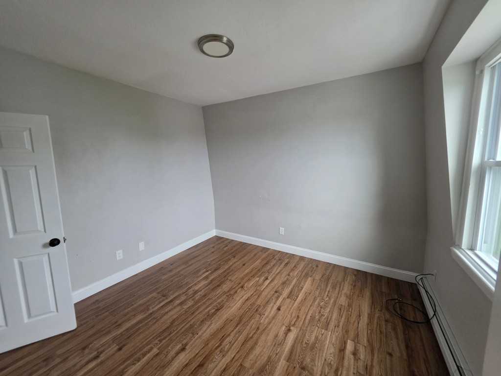 697 Bridge St #3 - Photo 3 of 9