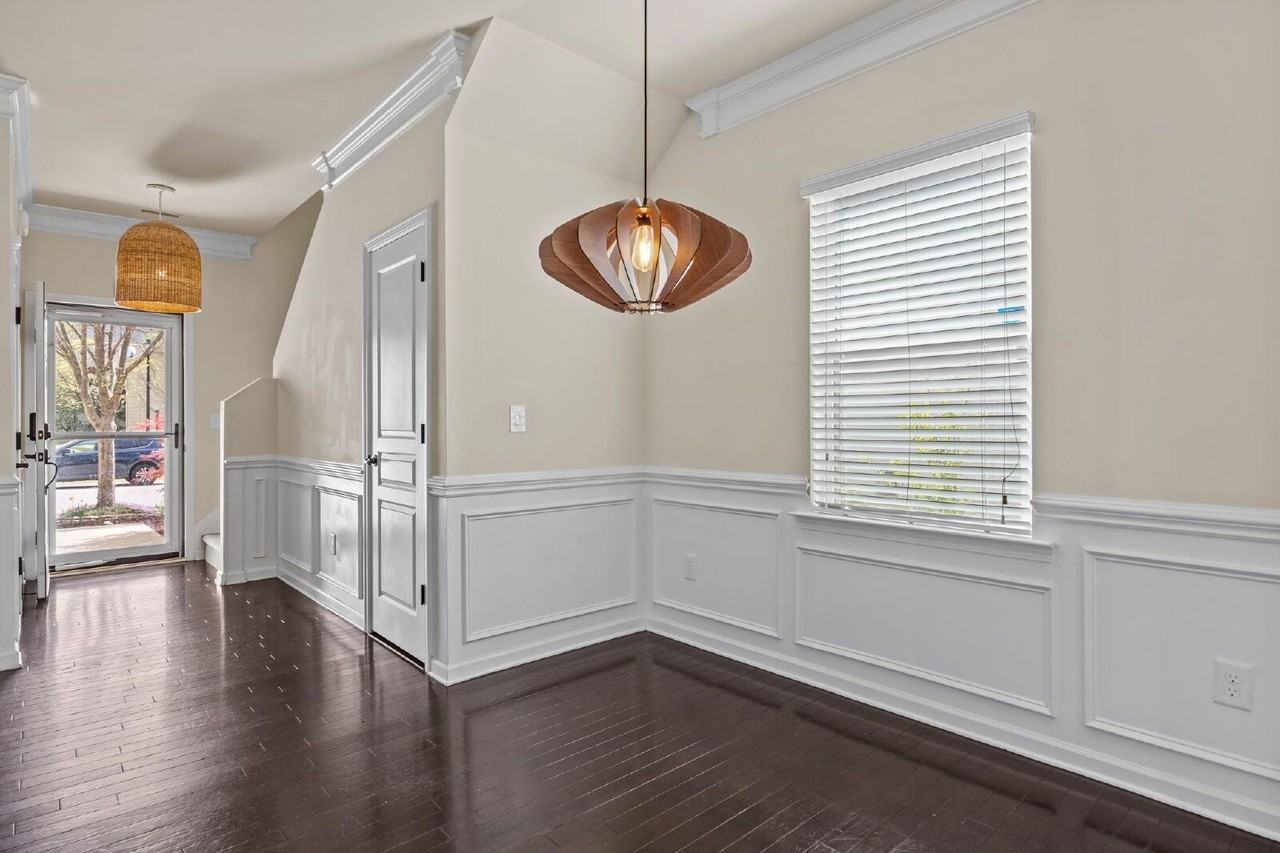 4320 Lyman Ave - Photo 6 of 39