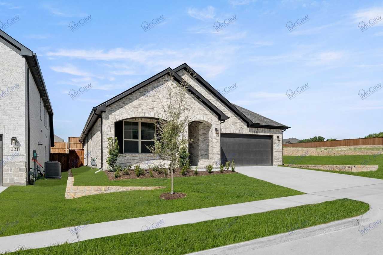 225 Whitetail Dr - Photo 2 of 27