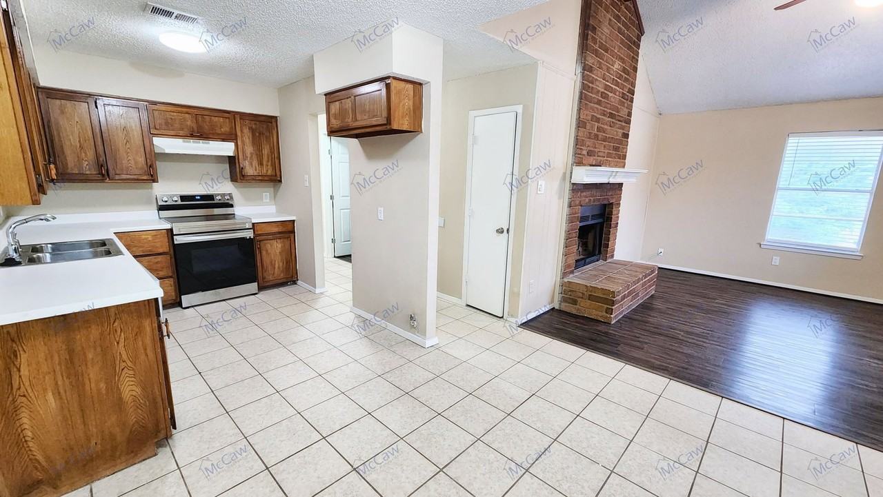 7761 Sable Ln - Photo 5 of 16