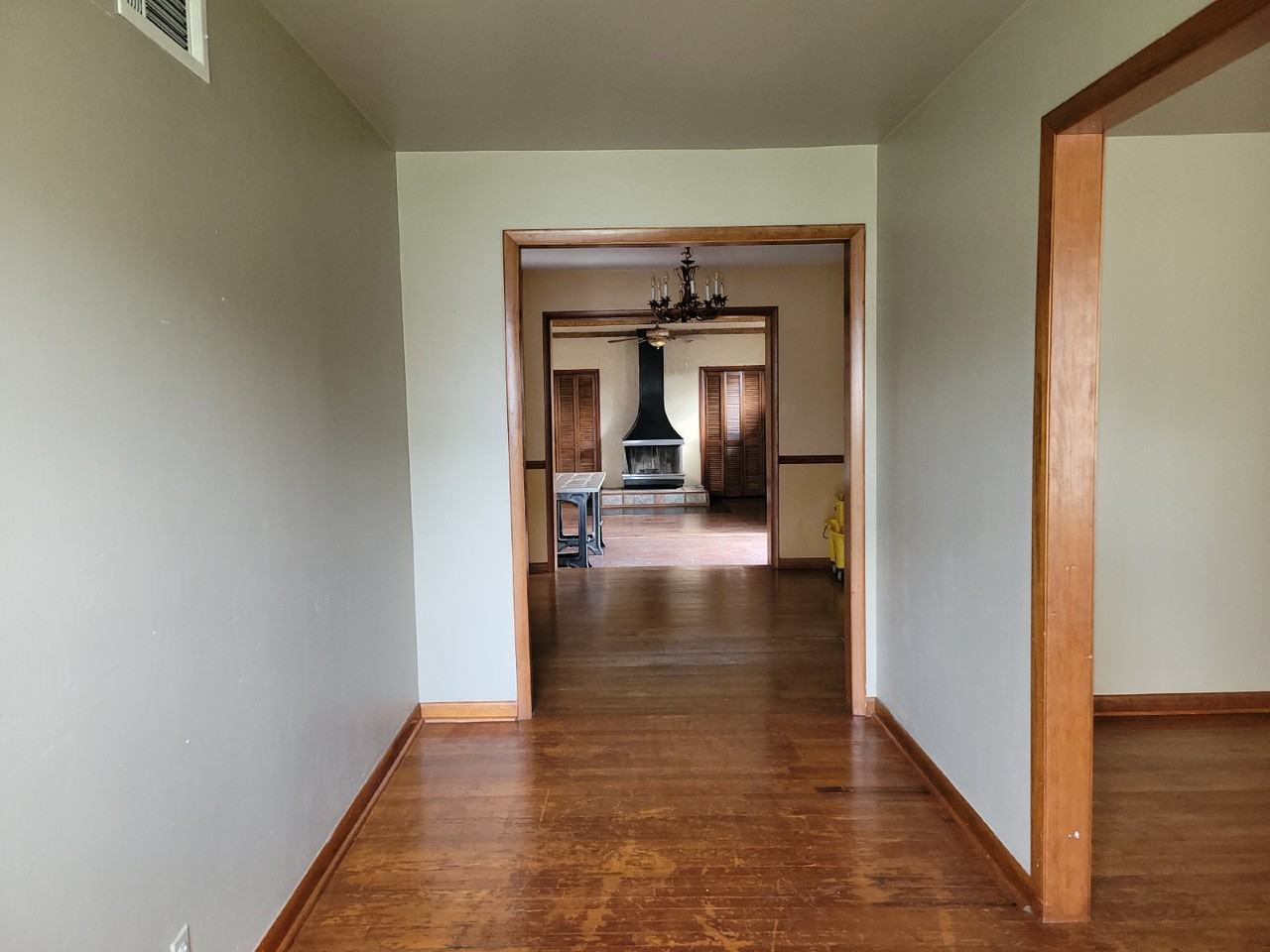 3503 Crestmore Cir Nw - Photo 2 of 30
