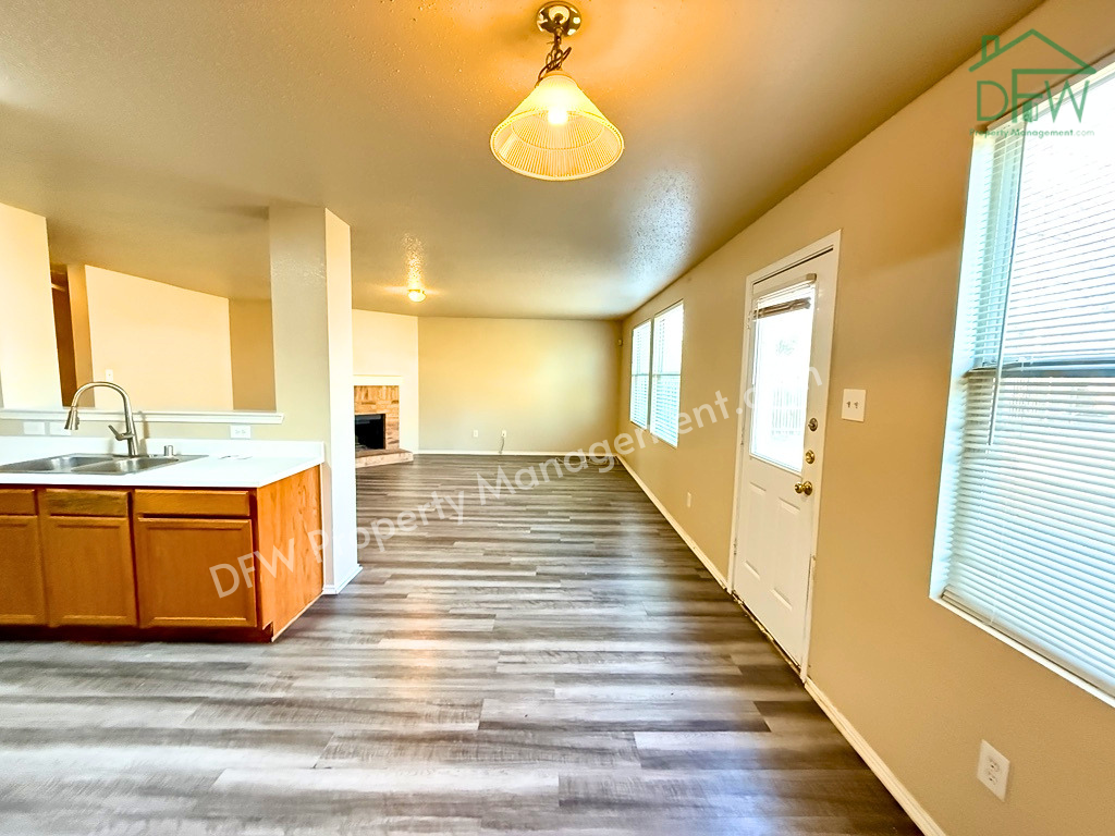 3625 Clydesdale Dr - Photo 6 of 23