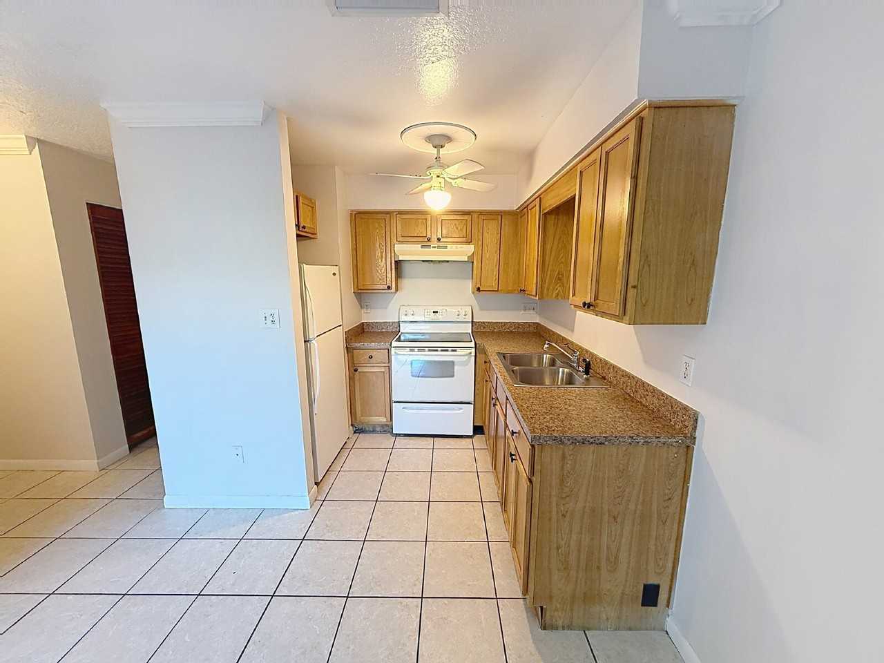 506 Tennessee Ave - Photo 2 of 9