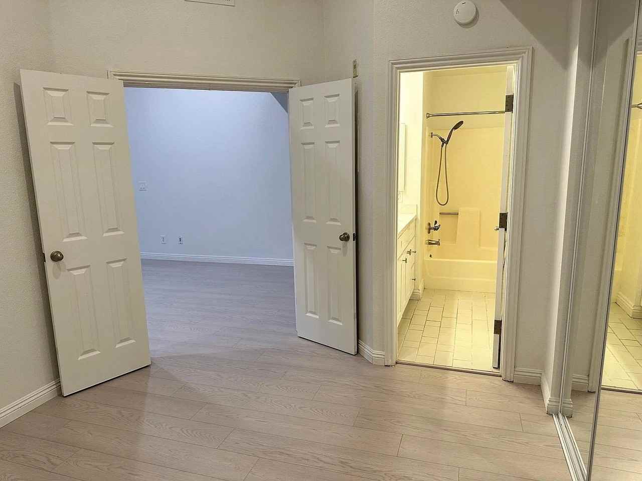 1068 Calle Del Cerro - Photo 7 of 10