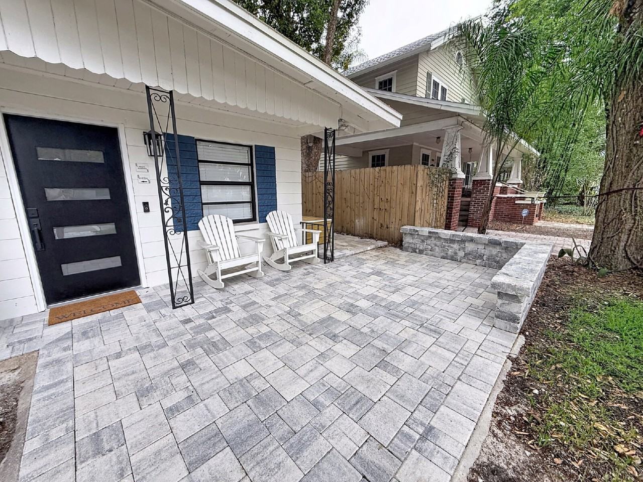 806 E Livingston St - Photo 2 of 14