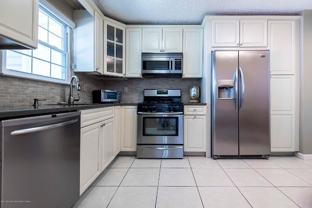 185 Tulip Ln - Photo 1 of 1