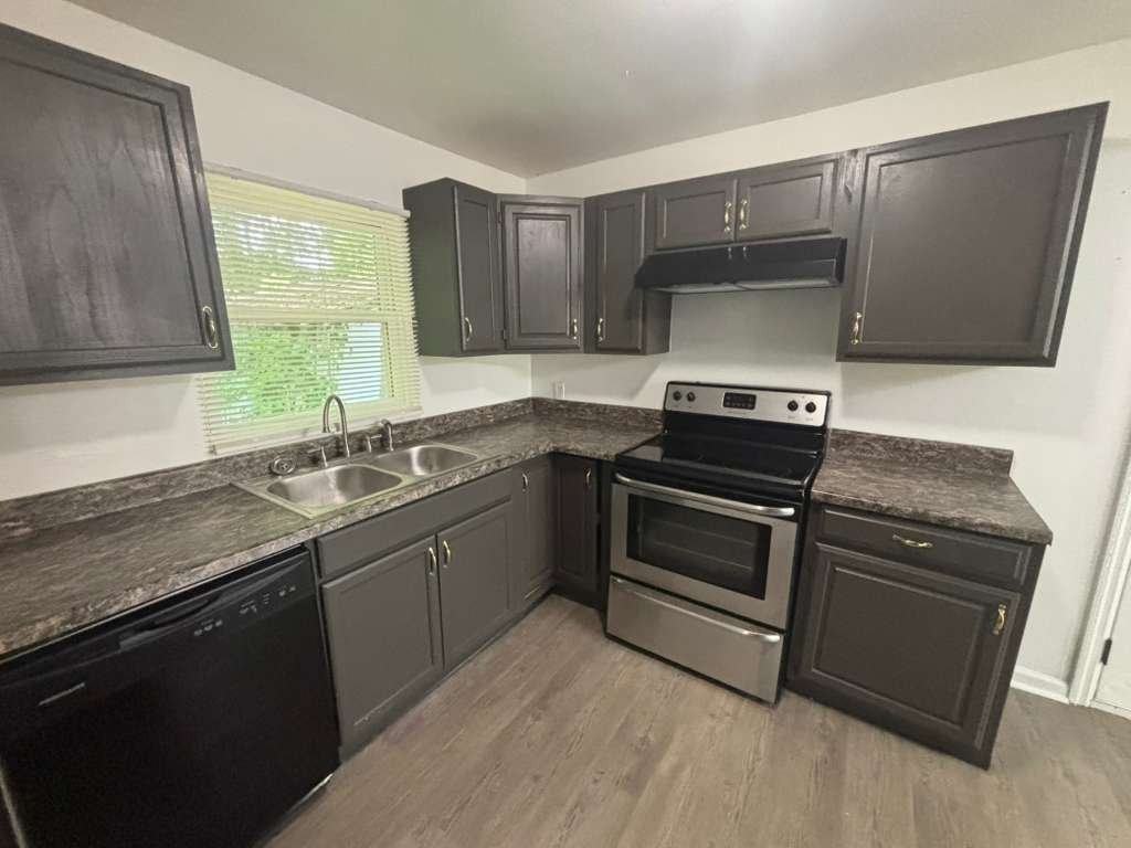 3132 Knoxville Hwy - Photo 2 of 12