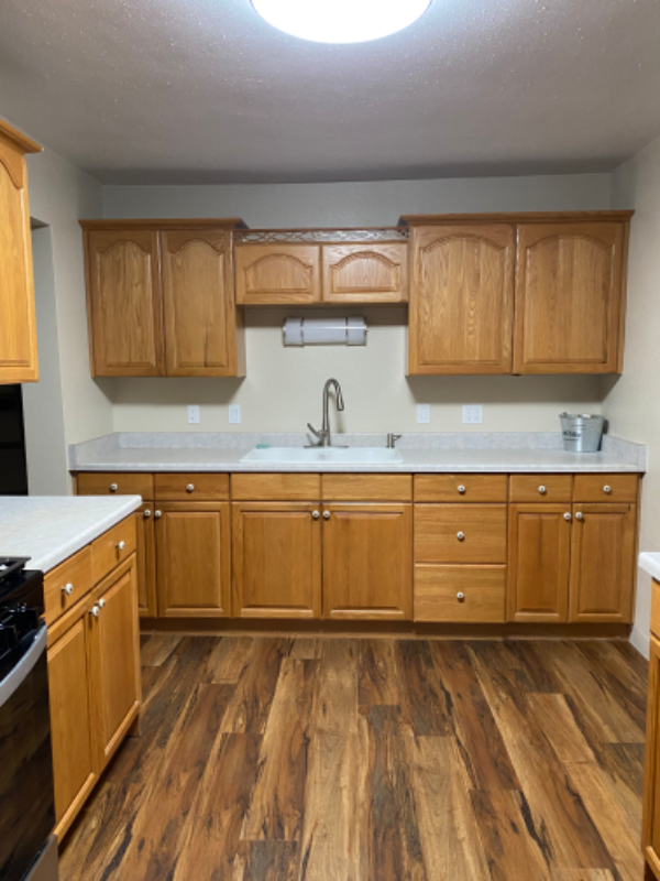 215 Parker St - Photo 7 of 22