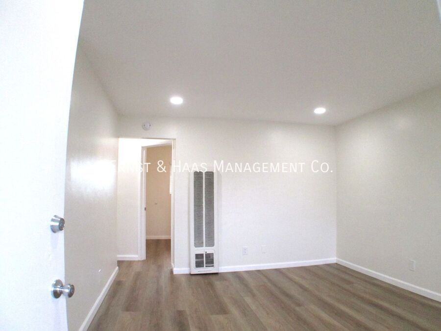 2223 E Spaulding St #07 - Photo 2 of 22