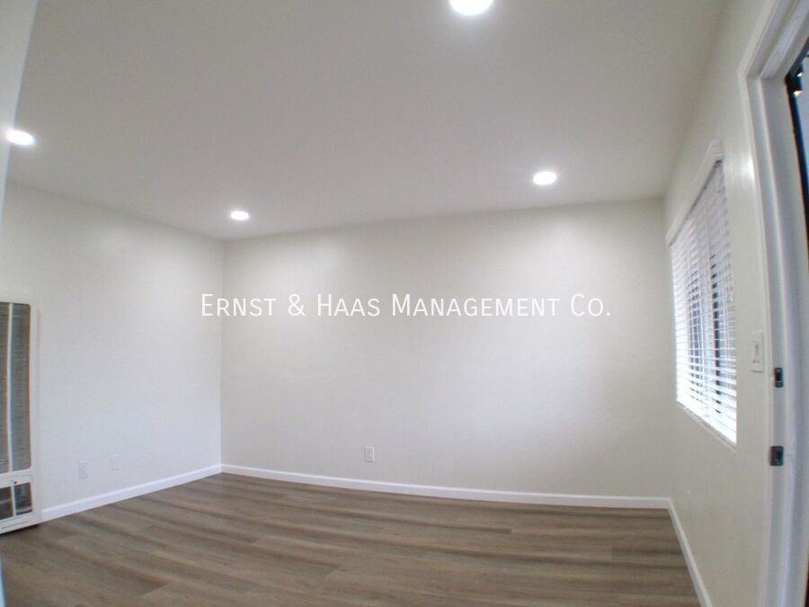 2223 E Spaulding St #07 - Photo 3 of 22