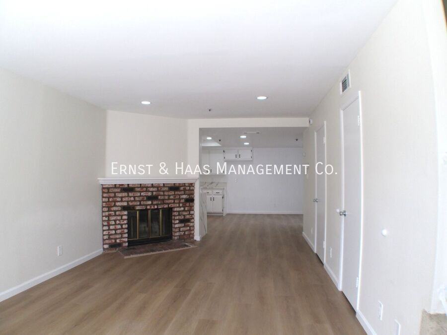 8621 1/2 Cedar St - Photo 3 of 29