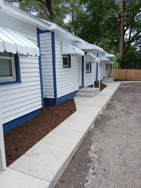 110 W Willow Dr #C - Photo 5 of 9