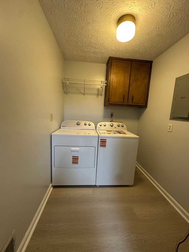 4304 Riverside Dr Sw - Photo 3 of 17