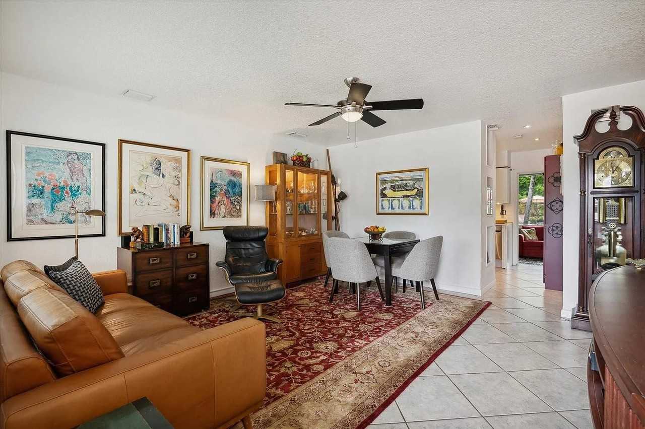845-853 Nestreet #853 - Photo 3 of 20