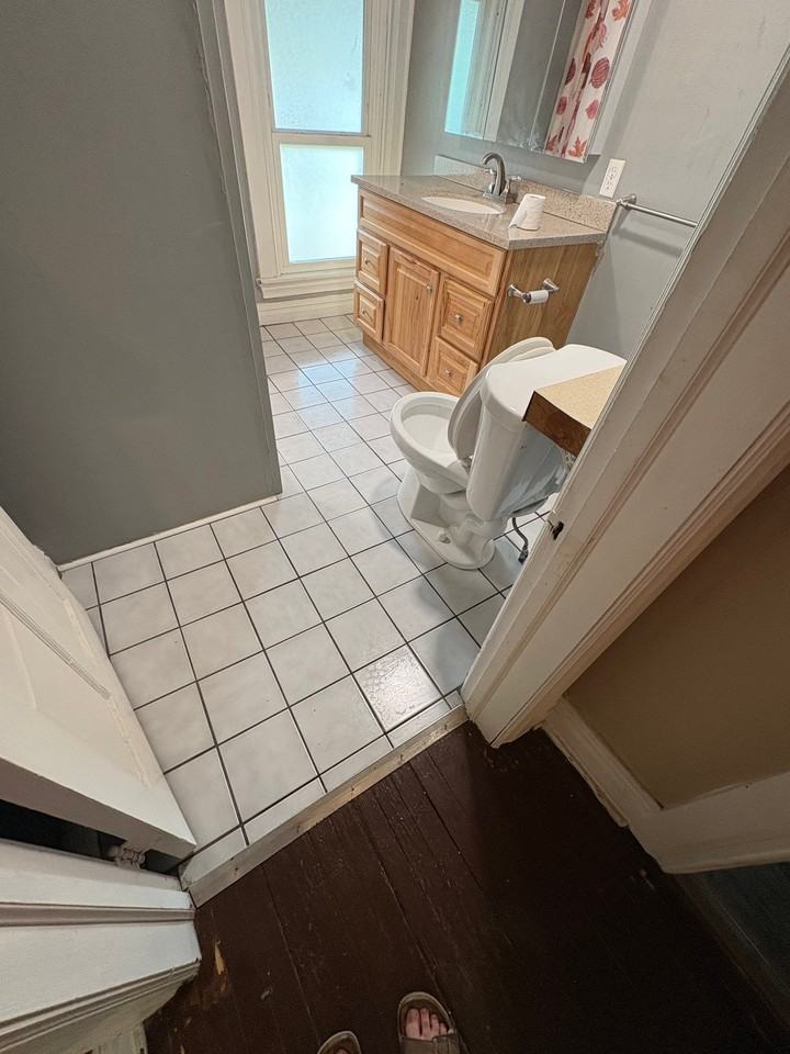 21 Orange St #4 - Photo 3 of 11