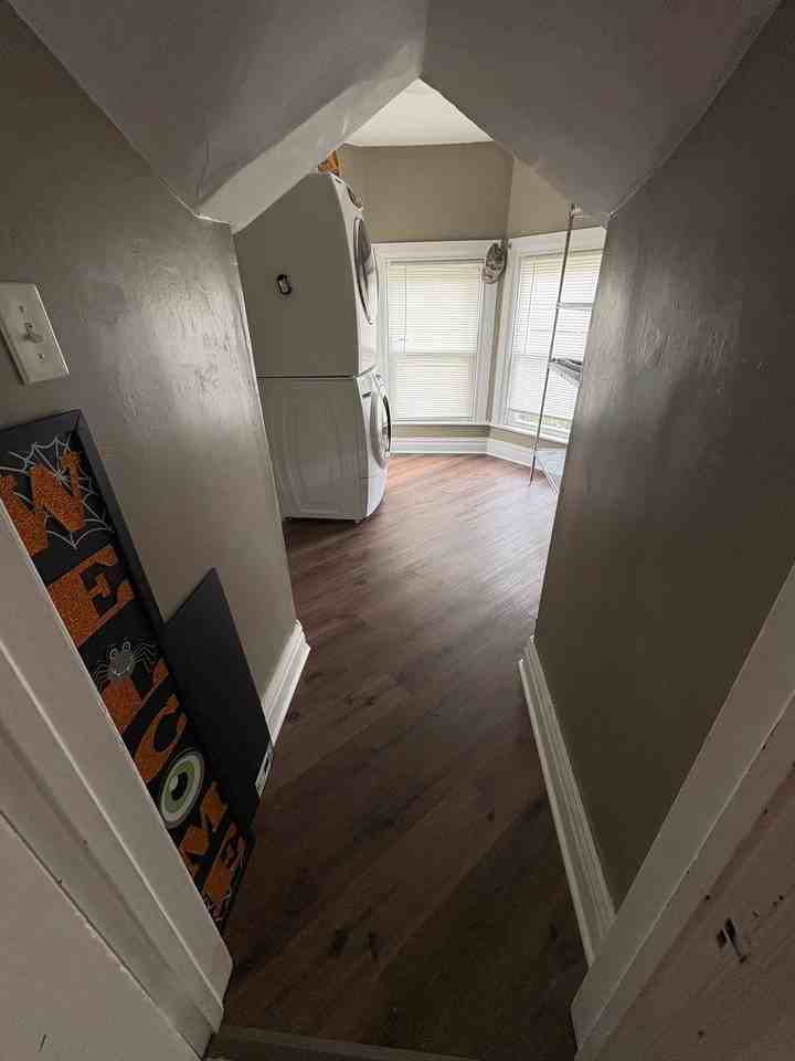 21 Orange St #4 - Photo 6 of 11