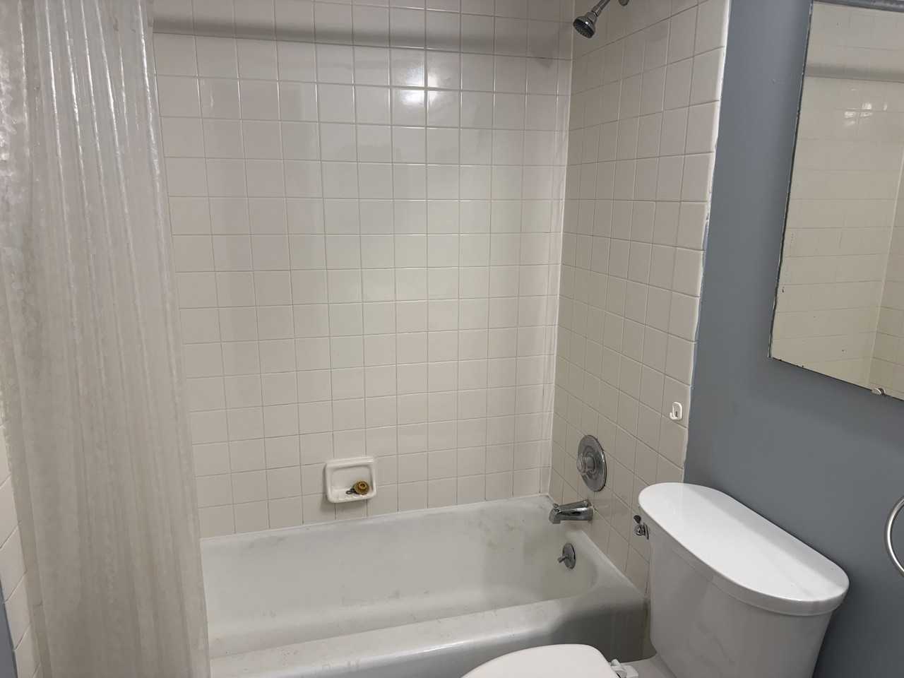 10427 Briarbend Dr #8 - Photo 6 of 13