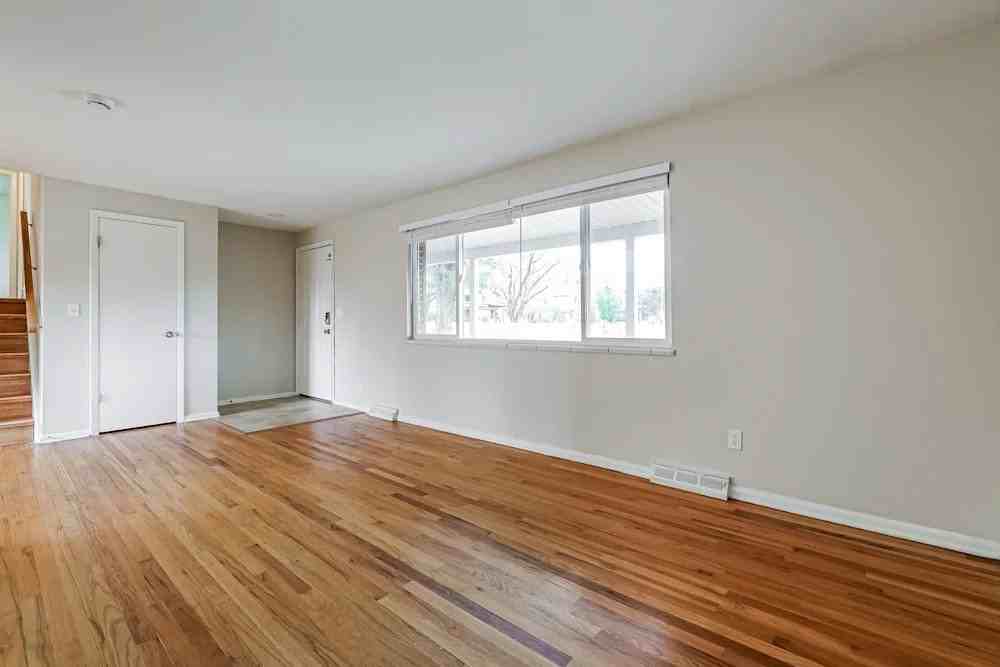 128256 E Virginia Pl - Photo 2 of 13