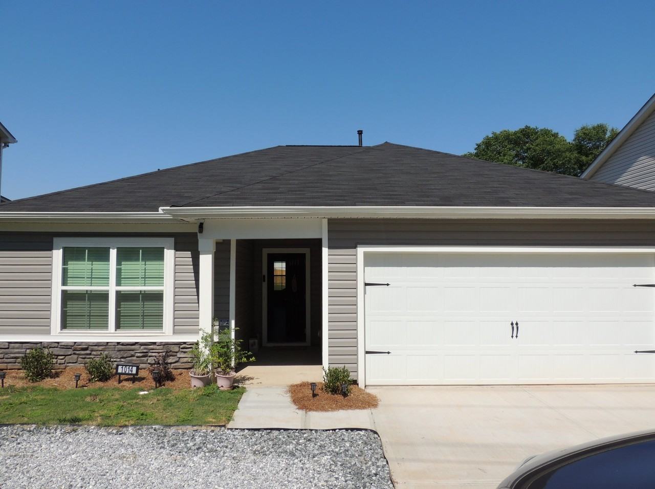 1014 S Welcome Rd - Photo 2 of 17