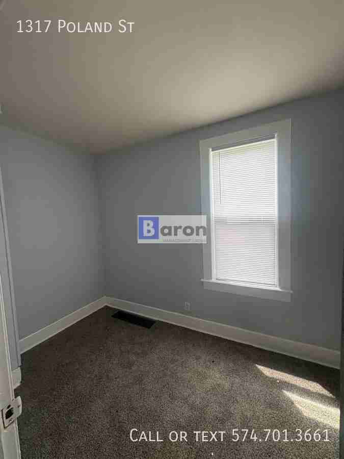 1317 Poland St - Photo 2 of 7