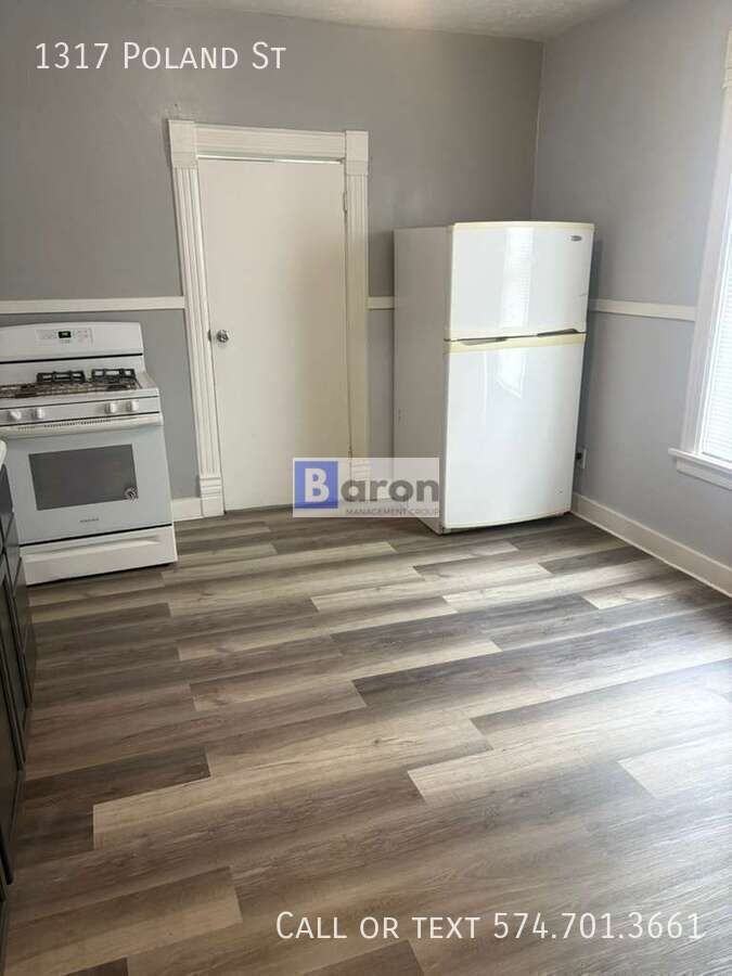 1317 Poland St - Photo 7 of 7