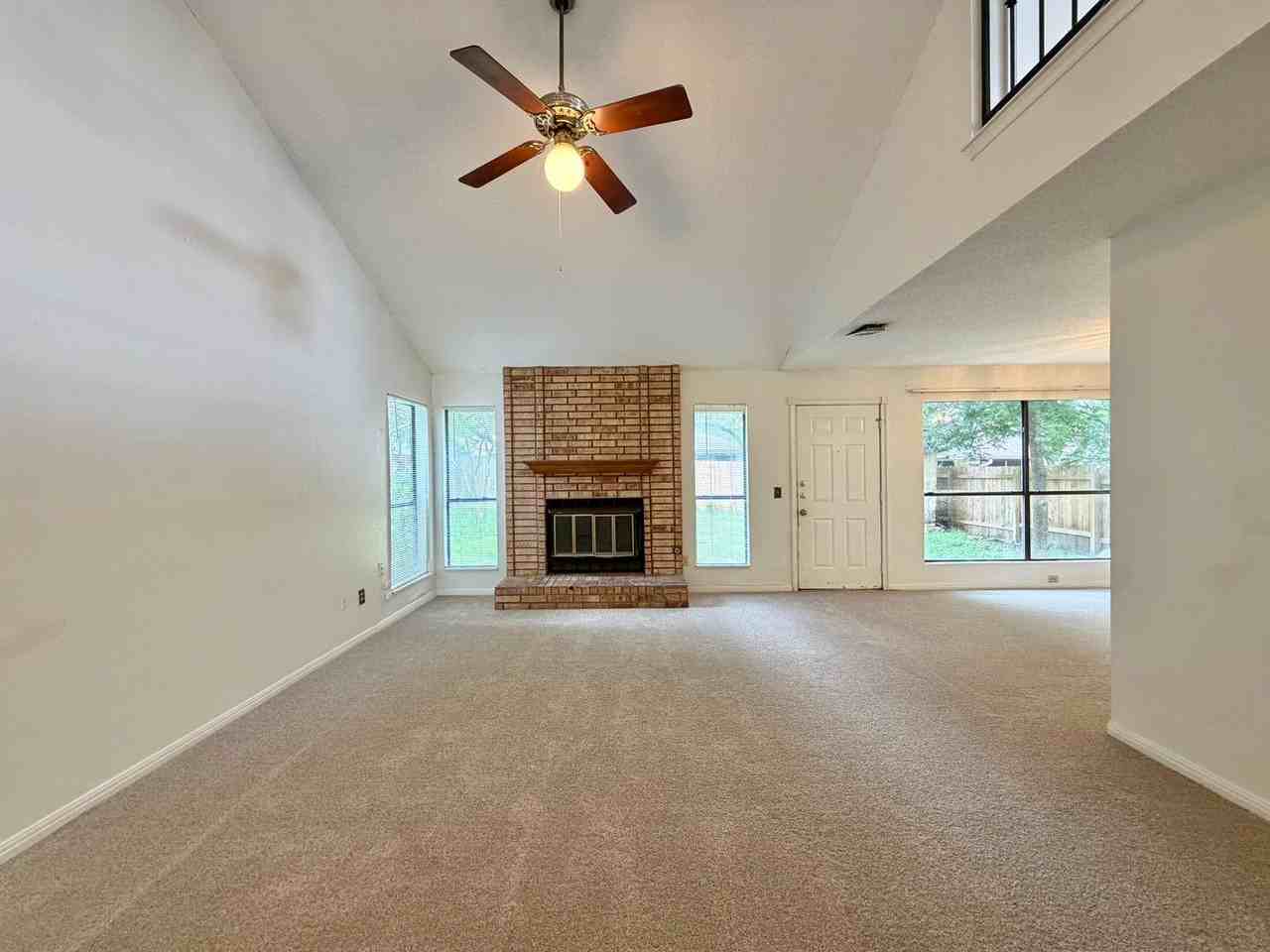 2110 Warfield Way - Photo 7 of 29