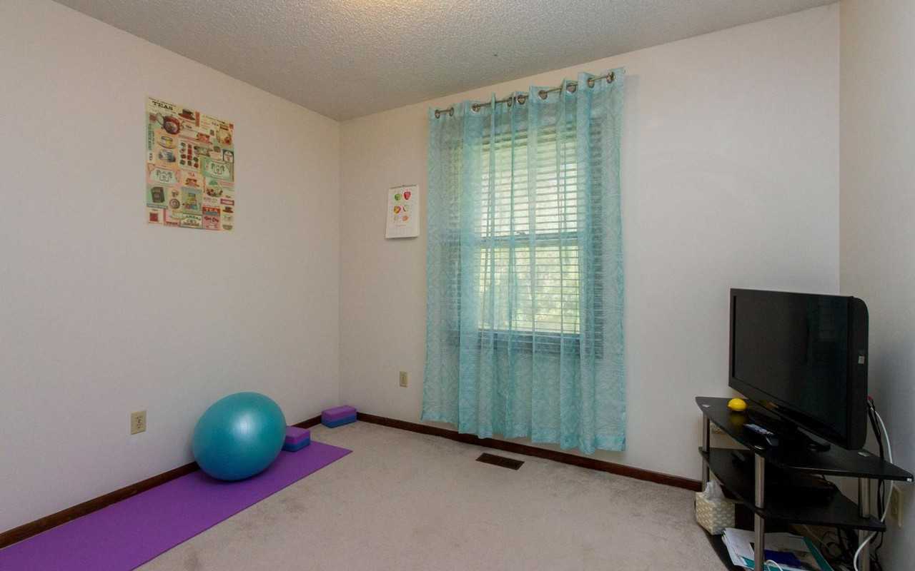 4306 50th St - Photo 6 of 11