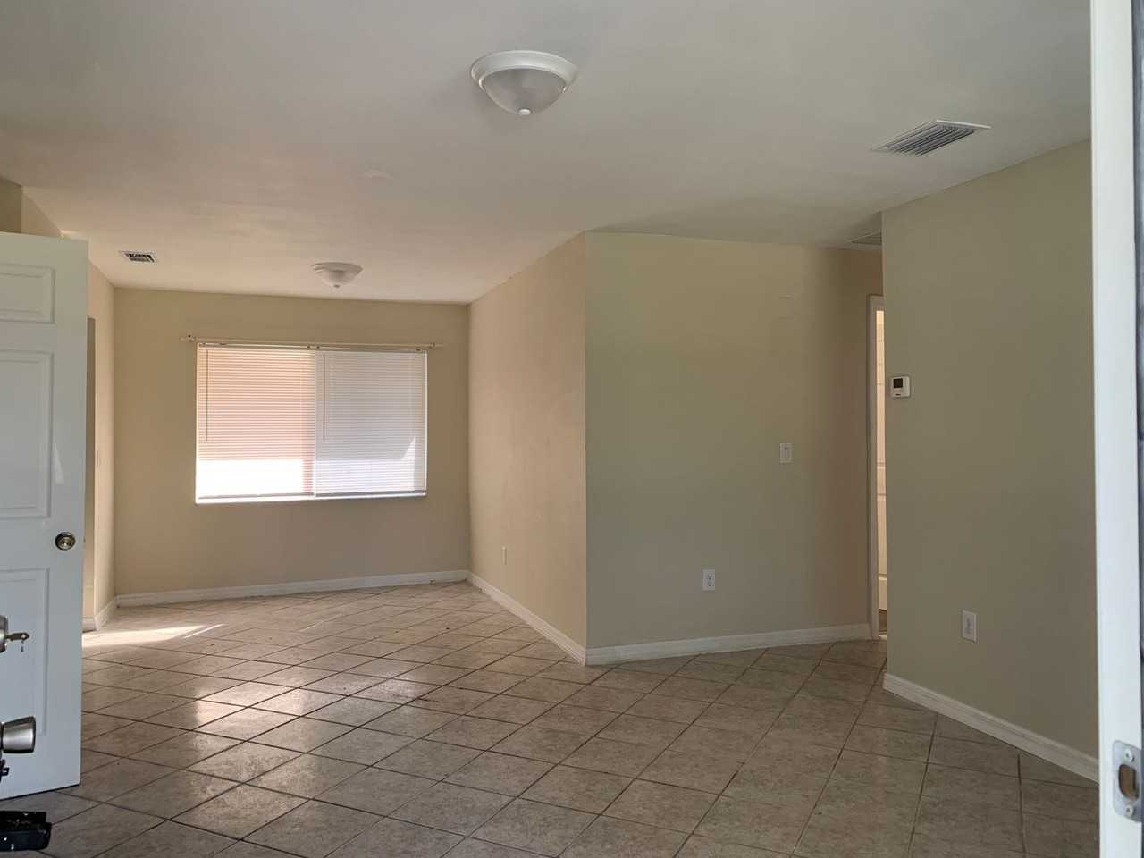 2205 E 97th Ave - Photo 2 of 7