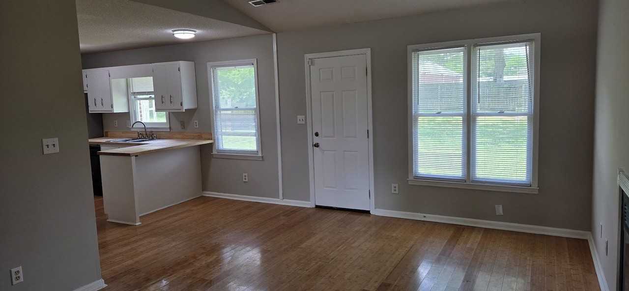 6000 Cherokee Hills Dr Nw - Photo 4 of 12