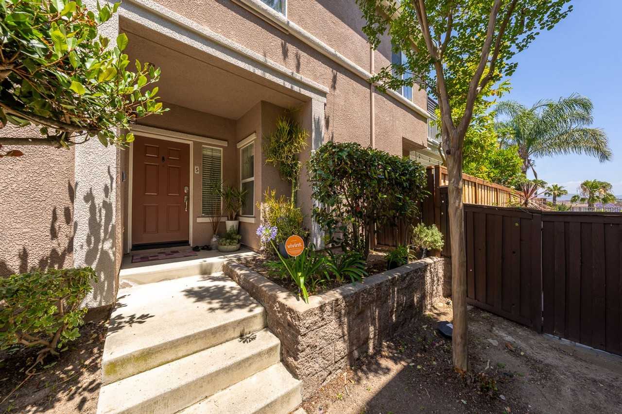 1381 Caminito Capistrano #5 - Photo 7 of 50