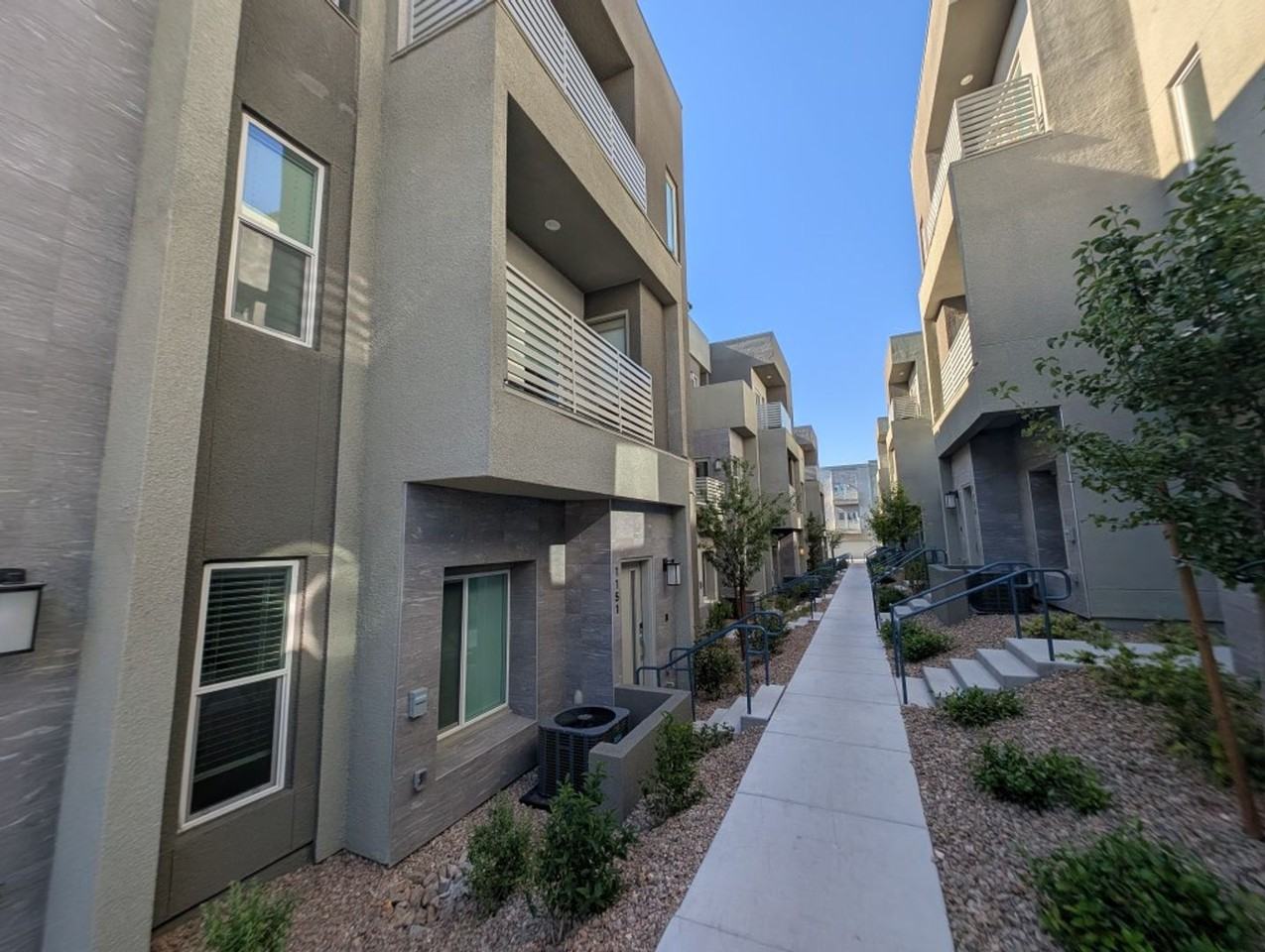 1151 Blossom Point St - Photo 2 of 32