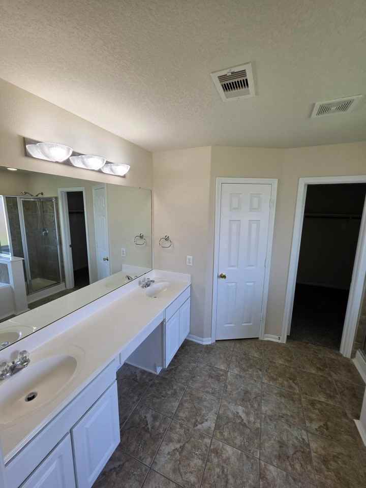 2438 Elm Crossing Trl #NA - Photo 5 of 19
