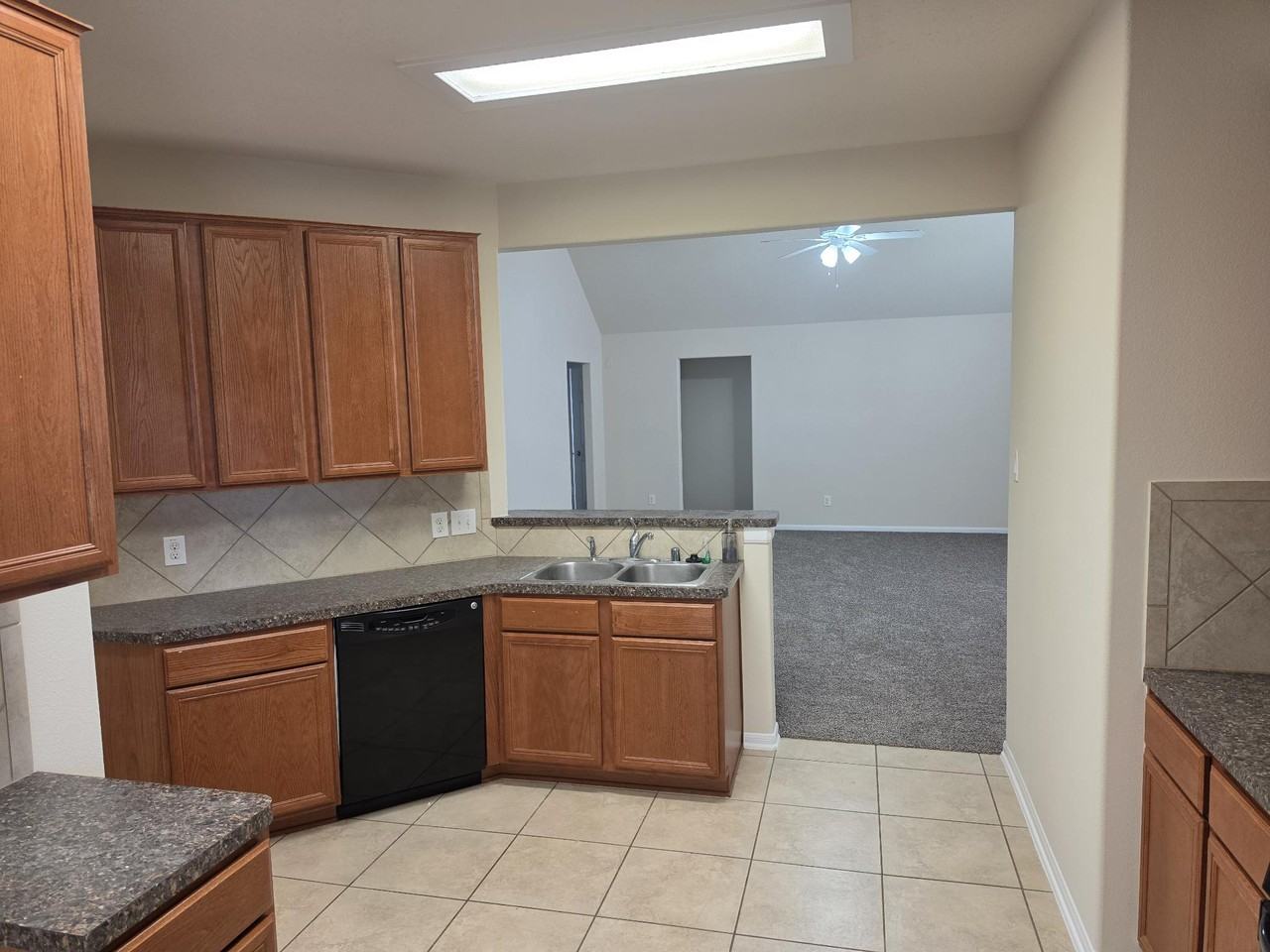 2438 Elm Crossing Trl #NA - Photo 6 of 19