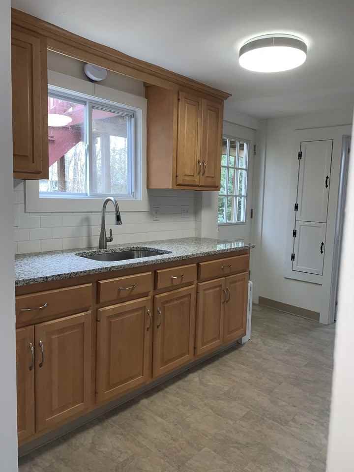1490 Farmington Ave - Photo 3 of 16