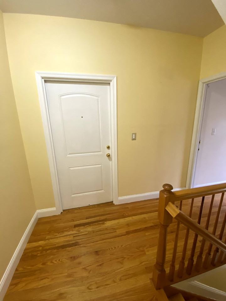219 Congress St #1 - Photo 7 of 17