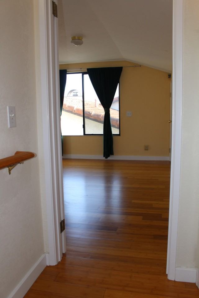 350 Oliver Rd #A - Photo 7 of 37