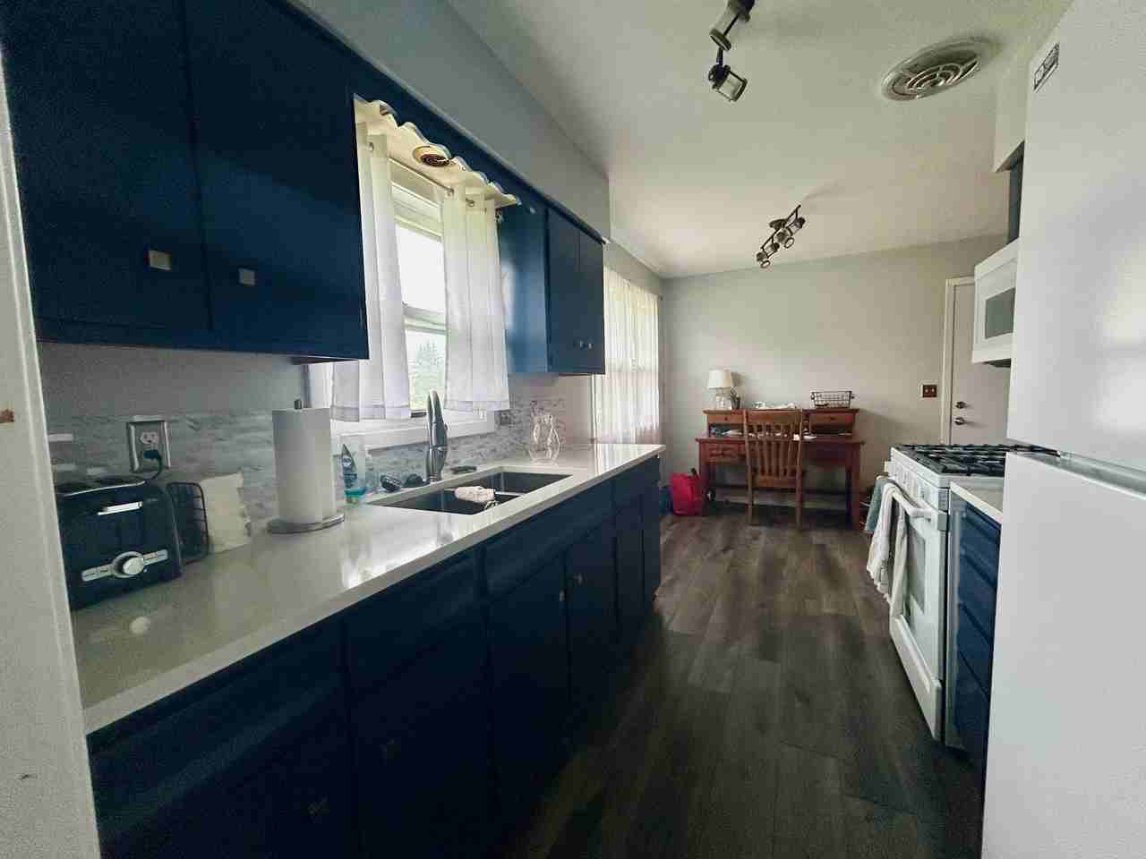 615 3rd Ave Ne #NA - Photo 2 of 12