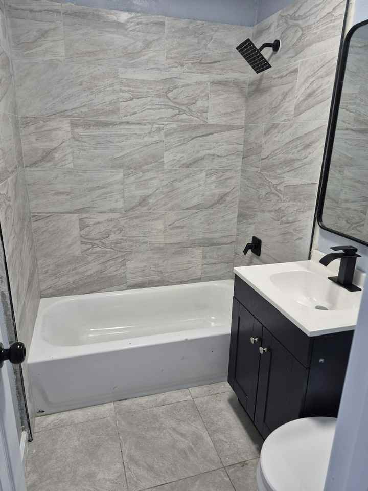 3408 East Doctor Martin Luther King Junior Boulevard, Unit 4 - Photo 5 of 13
