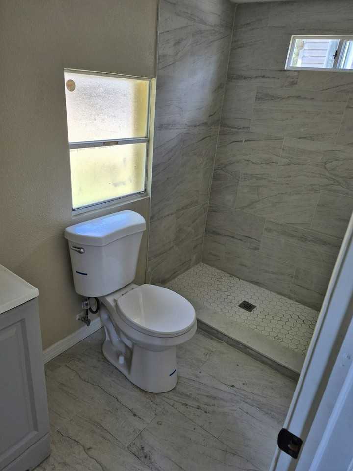 5680 28th Street North, Unit L2 - Photo 4 of 9