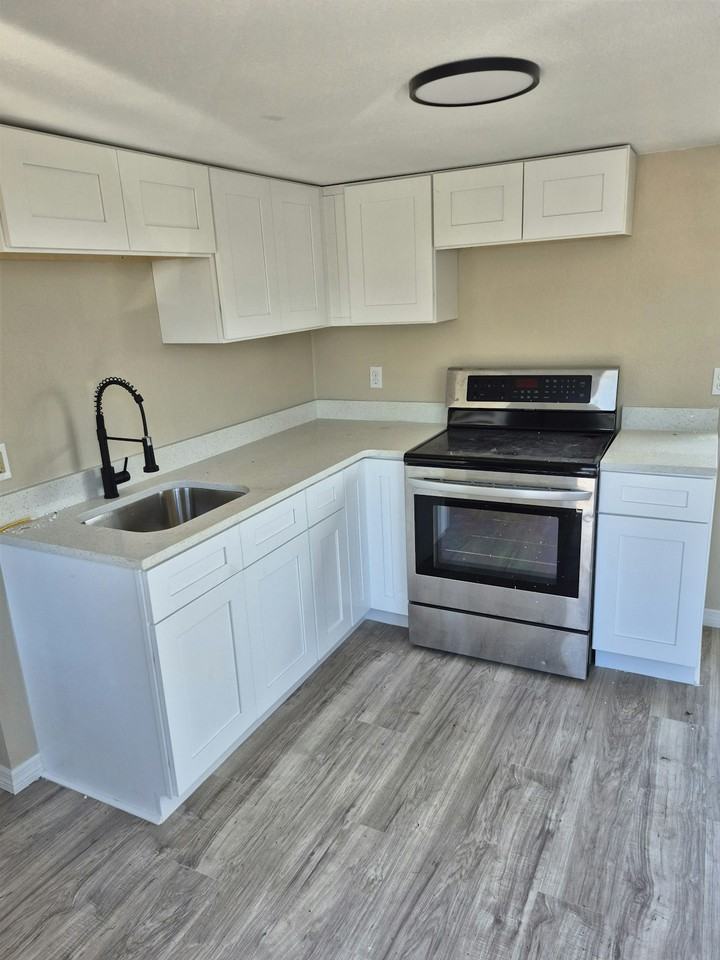 5680 28th Street North, Unit L2 - Photo 6 of 9