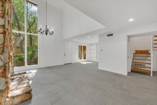 4618 Abbott Avenue - Photo 3 of 8