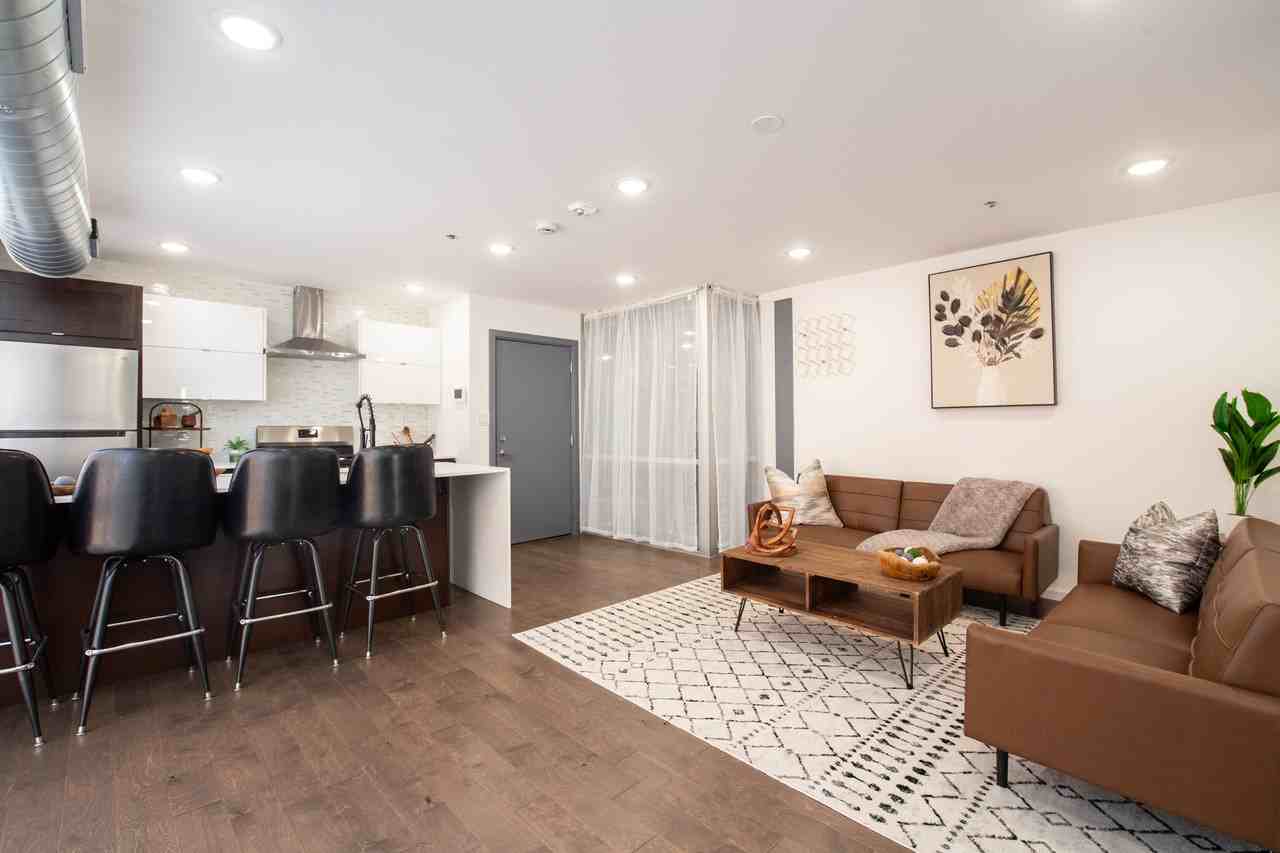2059 Germantown Avenue - Photo 4 of 19