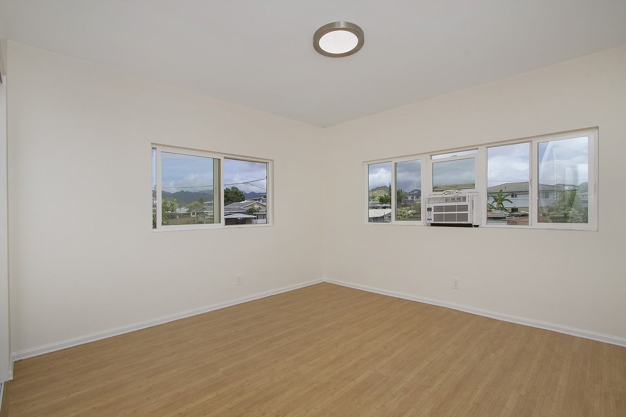 1530 Piikea Street - Photo 7 of 11