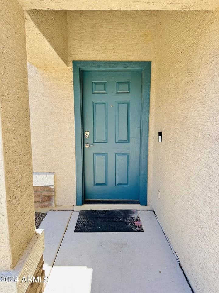 192 N 222nd Dr - Photo 2 of 22