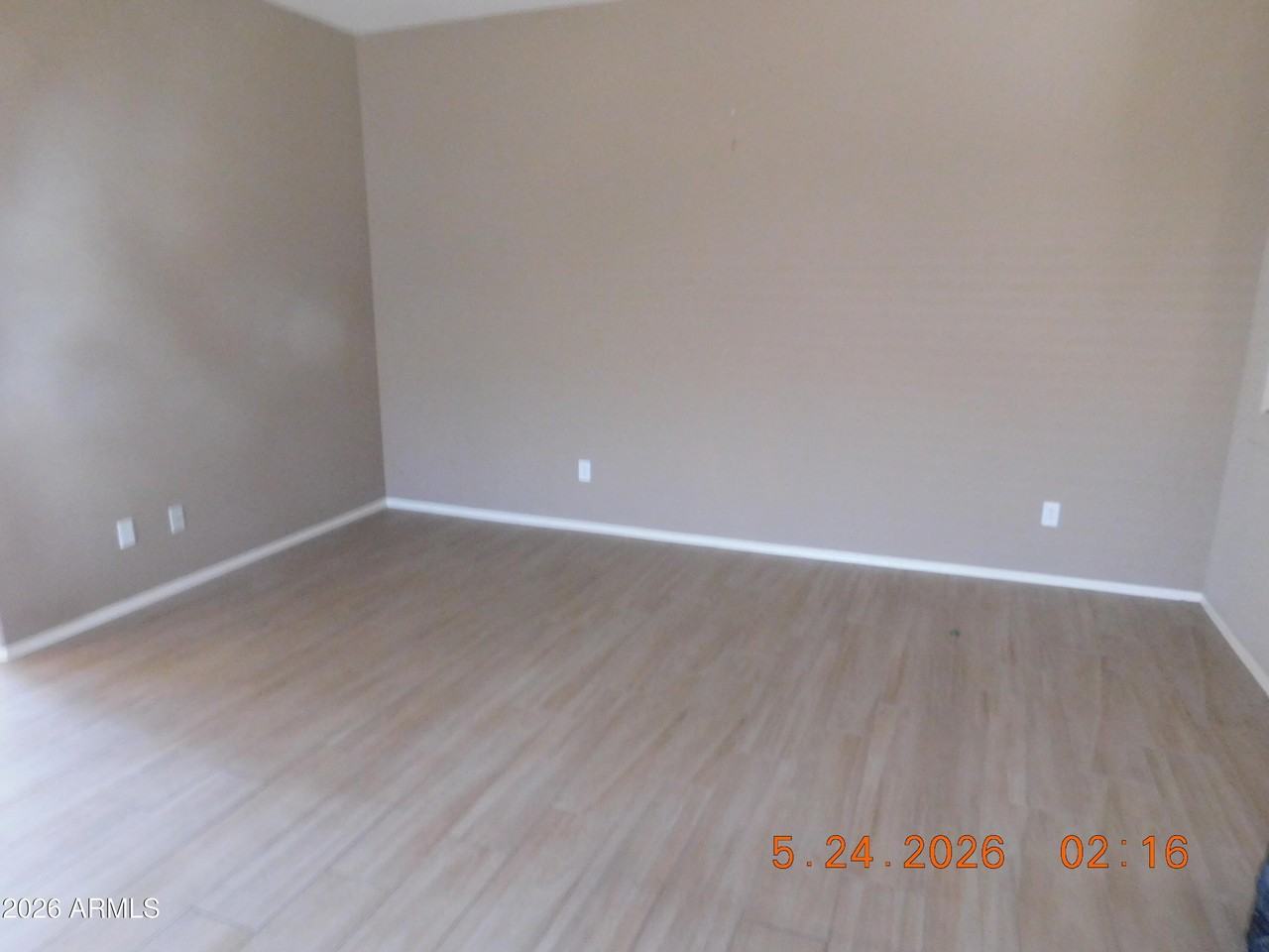 15486 W Ventura St - Photo 2 of 11